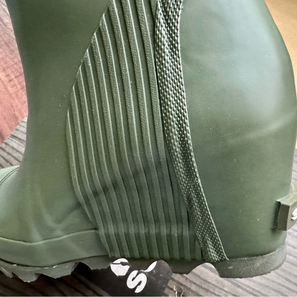 🔥SOREL - Joan TALL WEDGE Green RAIN BOOTS🔥 ☔️ - Picture 6 of 10